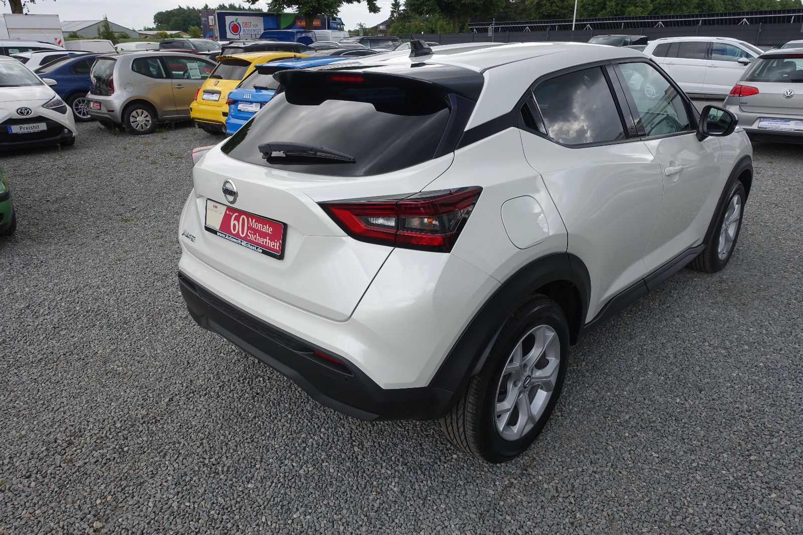 Nissan Juke 1.0 Aut. - Samsaru's Car Outlet