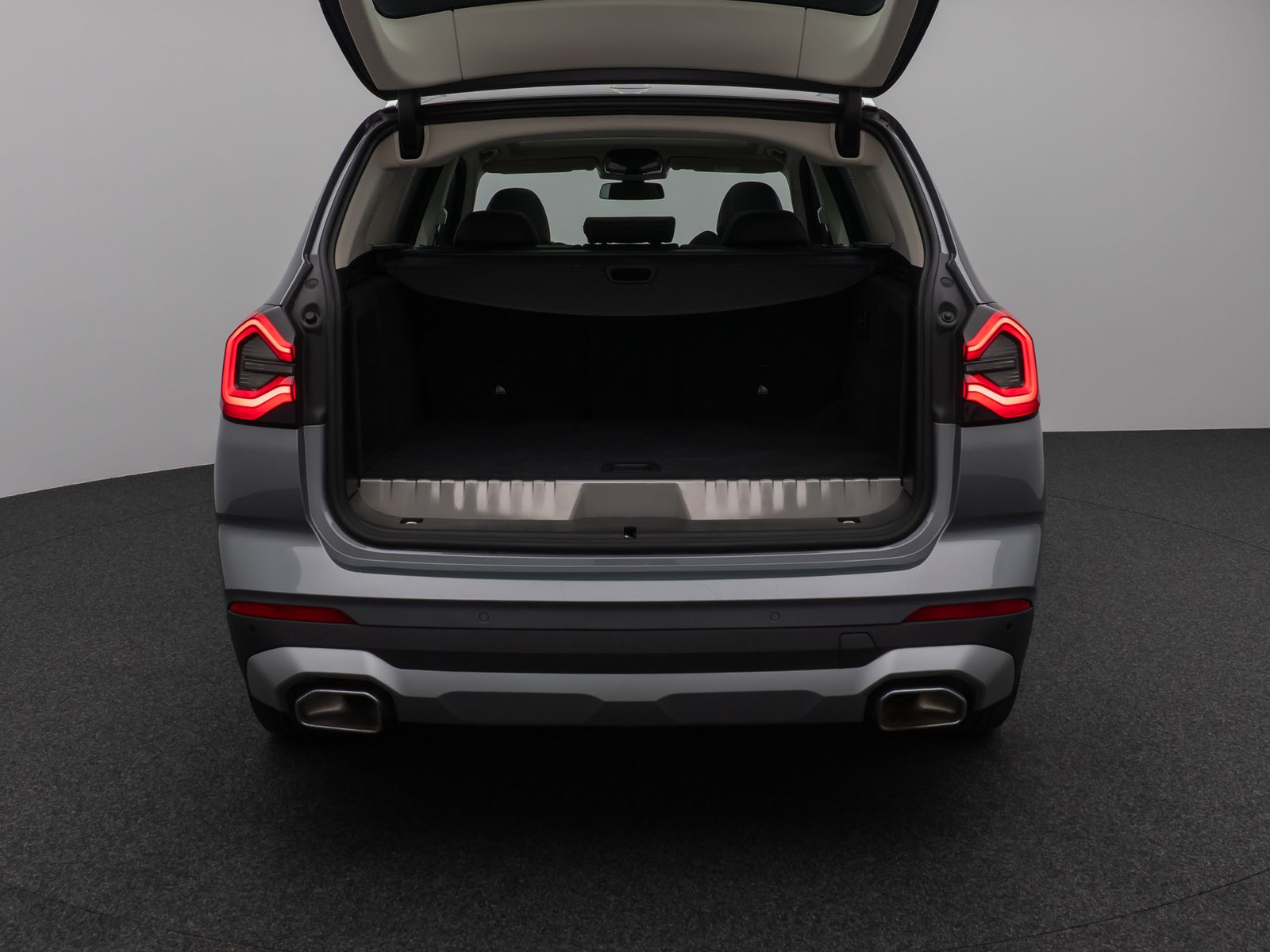 BMW X3 xD30e Panorama Kamera DAB HiFi Lenkrhz Sport