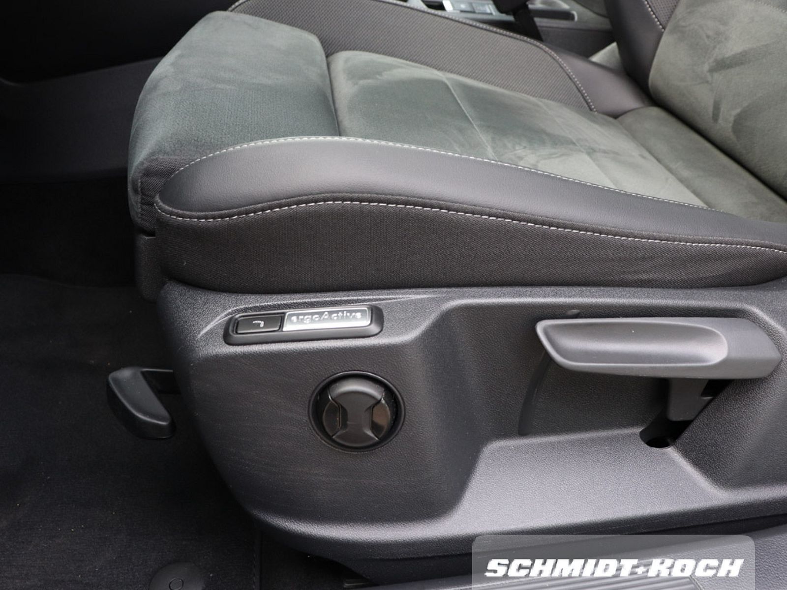 Volkswagen T-Roc Style 1.5 TSI OPF DSG - Samsaru's Car Outlet