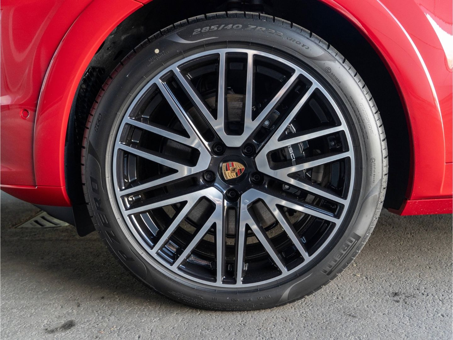 Porsche Cayenne E-Hybrid InnoDrive HD-Matrix BOSE Sporta
