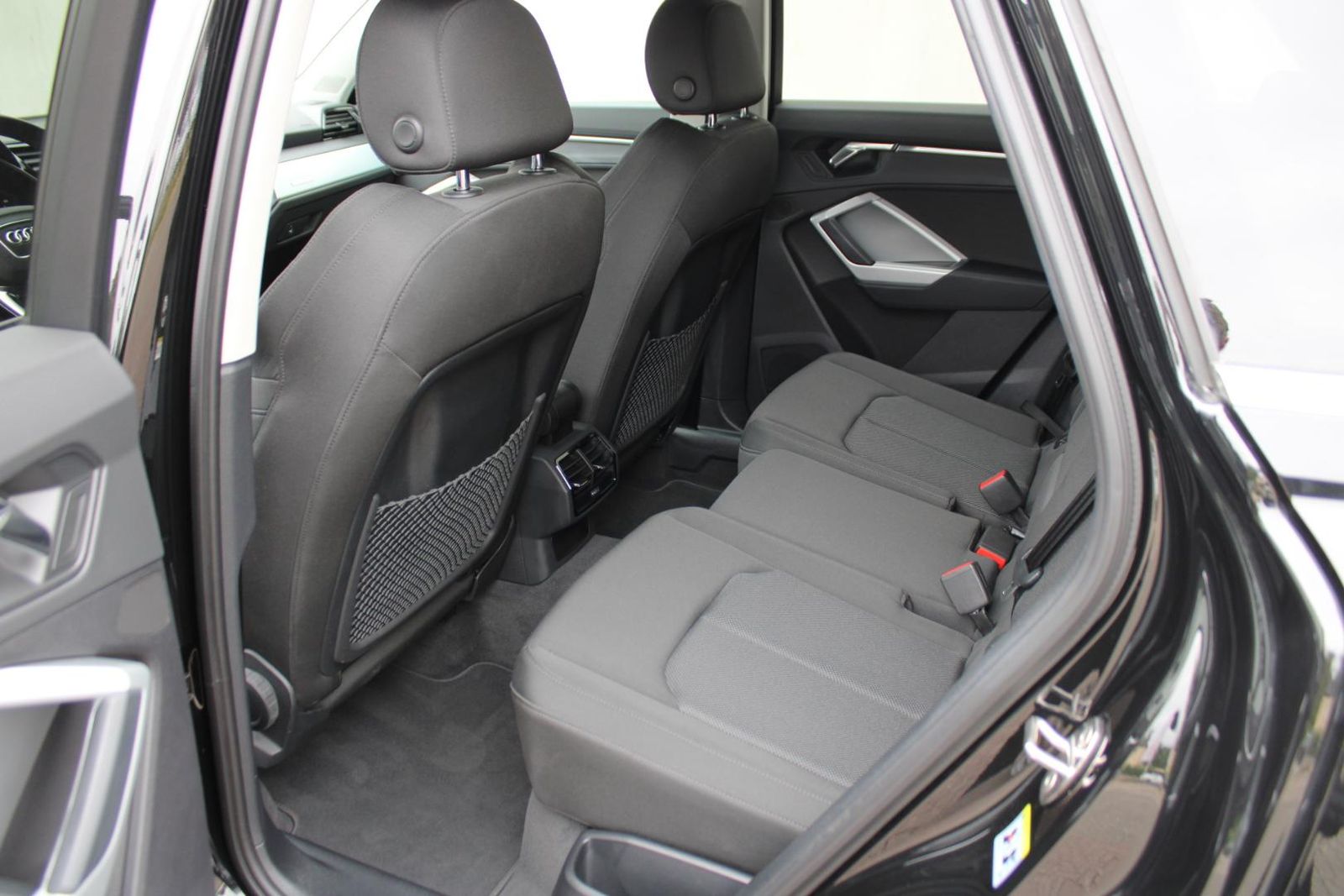 Audi Q3 S line Q3 TDI quattro - Samsaru's Car Outlet