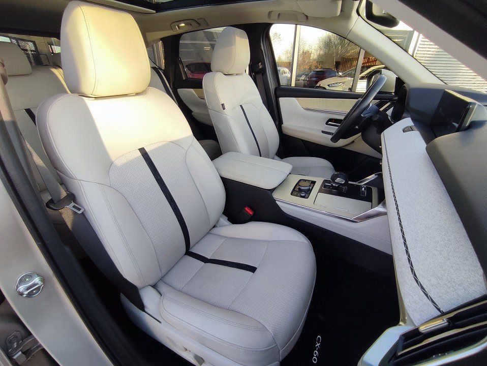 Mazda CX-60 e-Skyactiv PHEV Takumi CON DRI COM PAN