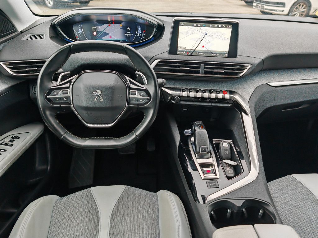 Peugeot 3008 BlueHDI 130 EAT8 ALLURE - Samsaru's Car Outlet