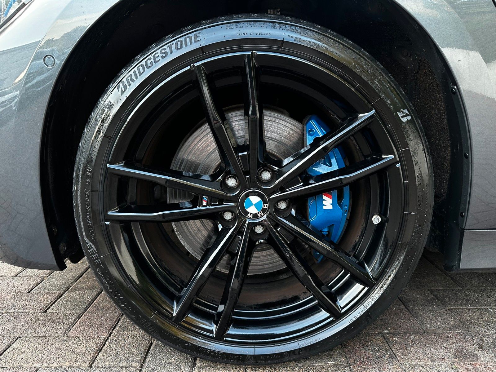 BMW 330e M Sport Shadow - Samsaru's Car Outlet