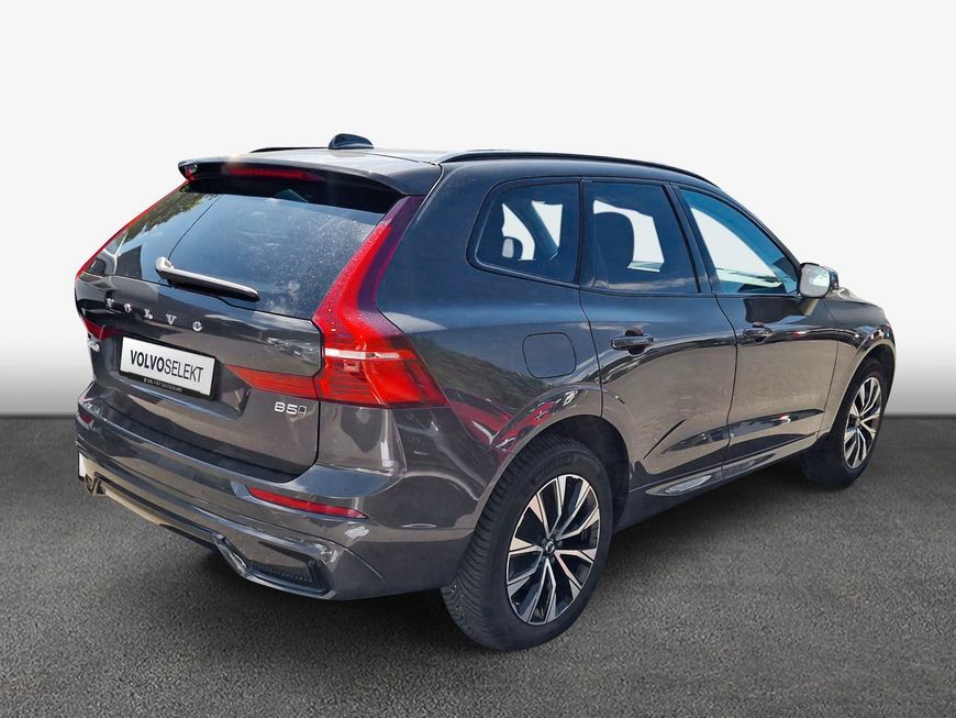 Volvo XC60 B5 B AWD Plus Dark