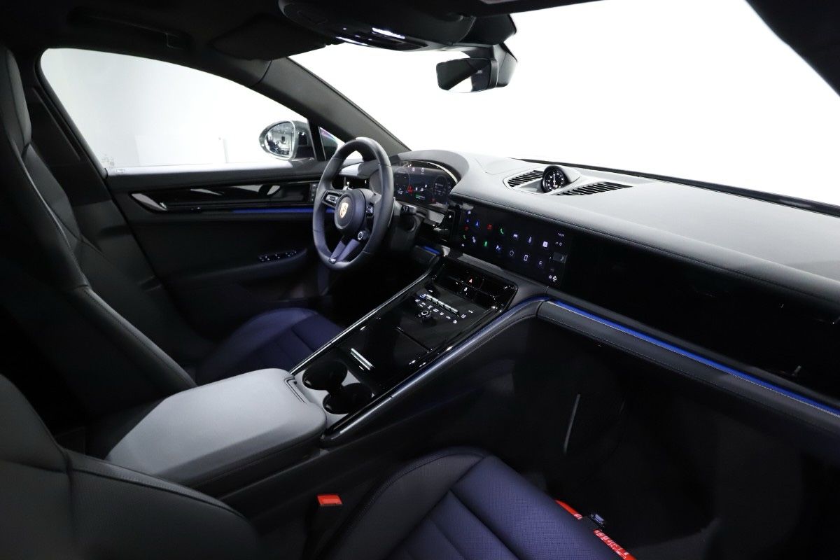 Porsche Panamera 4 E-Hybrid*SpDes*SpAbg*ACC*Pano*LED