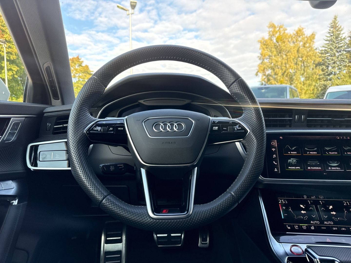 Audi RS6 Avant 4.0 TFSI quattro StandHZG Navi Leder D