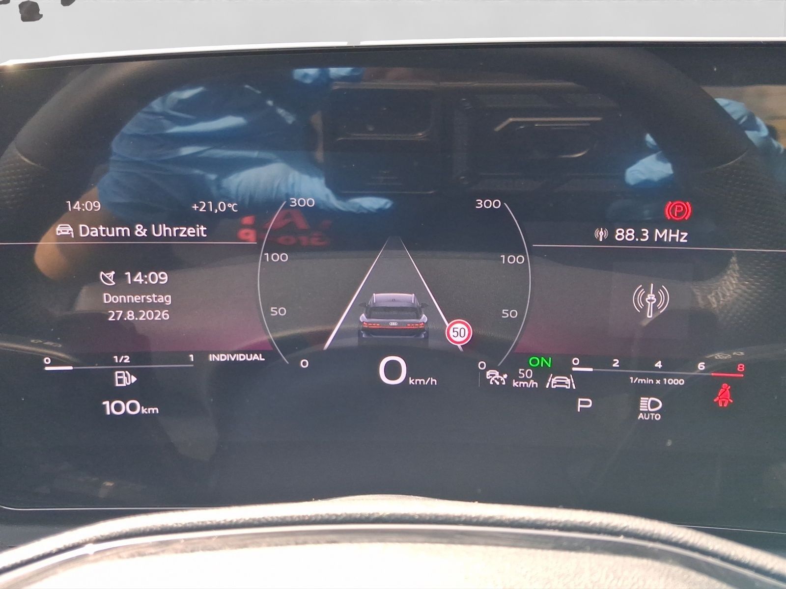 Audi A6 Avant TFSI Q S LINE UPE97 LM19 PANO AHK BuO A