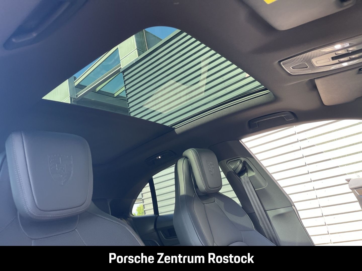 Porsche Macan 4 BOSE Abstandstempomat Surround-View LED