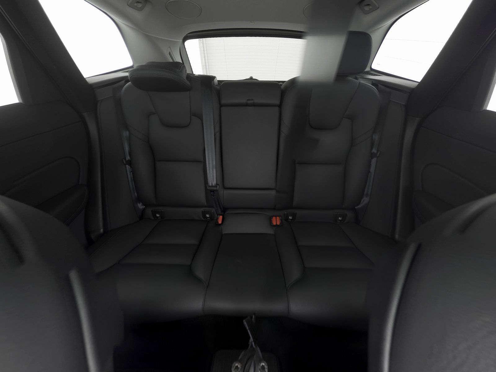 Volvo XC60 T8 AWD Plus Dark H&K-SOUND*STHZ*ACC