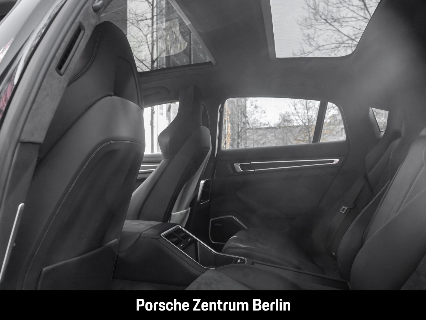 Porsche Panamera GTS BOSE Surround-View Panoramadach LED