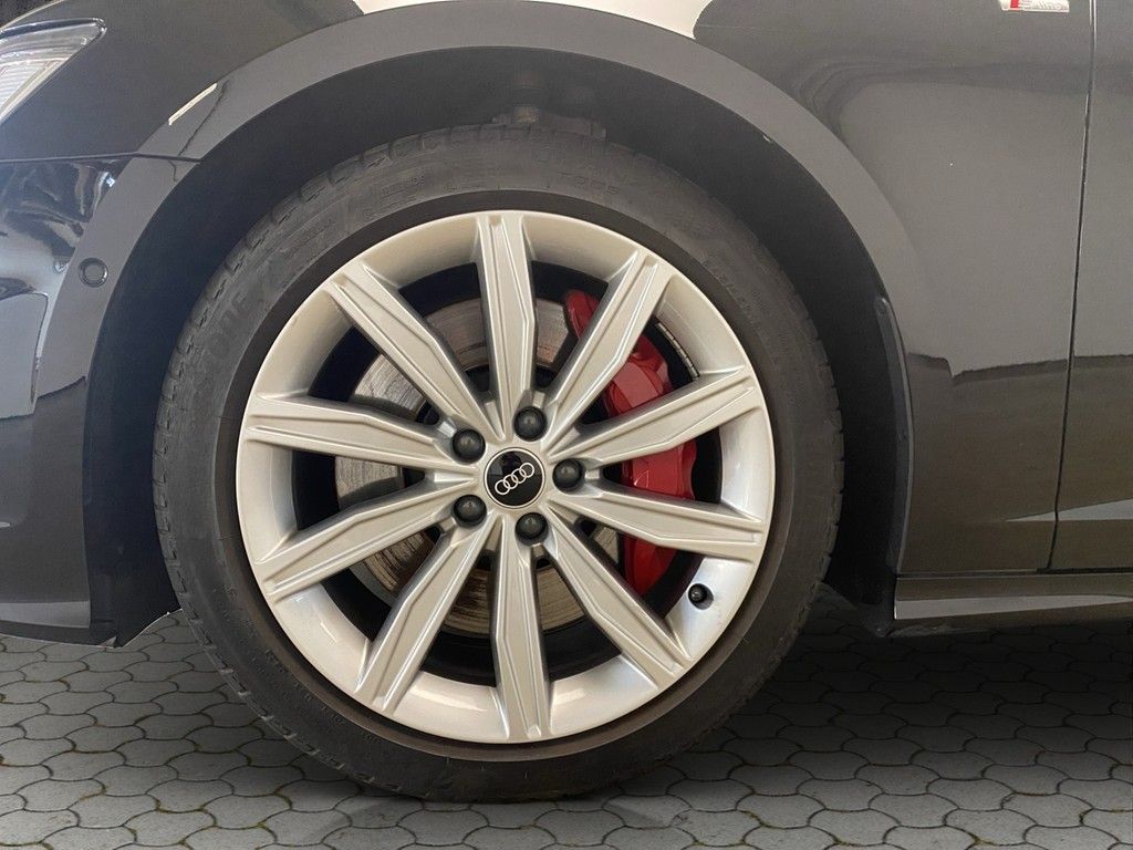 Audi A6 Avant 55 TFSI e quattro S line - Samsaru's Car Outlet