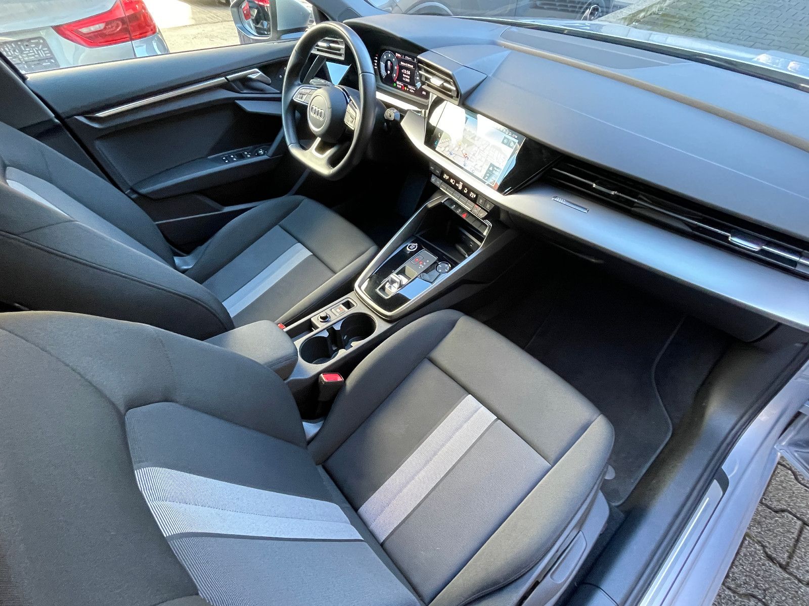 Audi A3 Sportback 2.0 35 TDI advanced*Navi*Led*Aps*