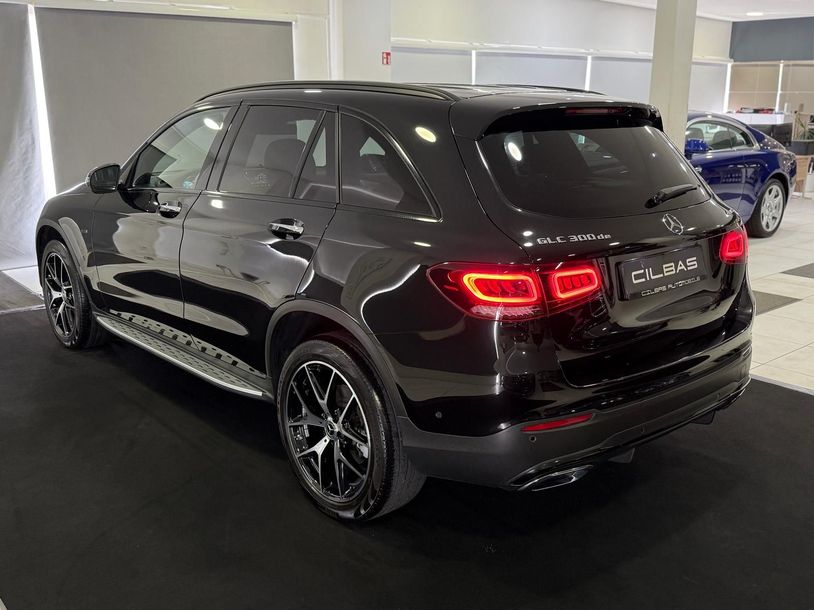 Mercedes-Benz GLC 300 de 4M AMG-Line - Samsaru's Car Outlet