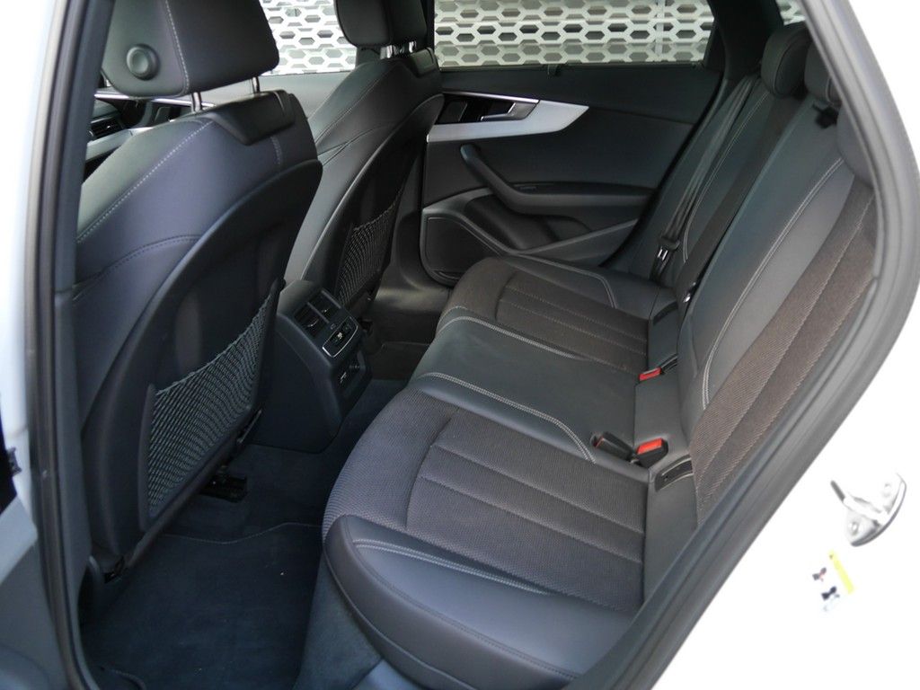 Audi A4 Avant 40 TDI quattro S line - Samsaru's Car Outlet