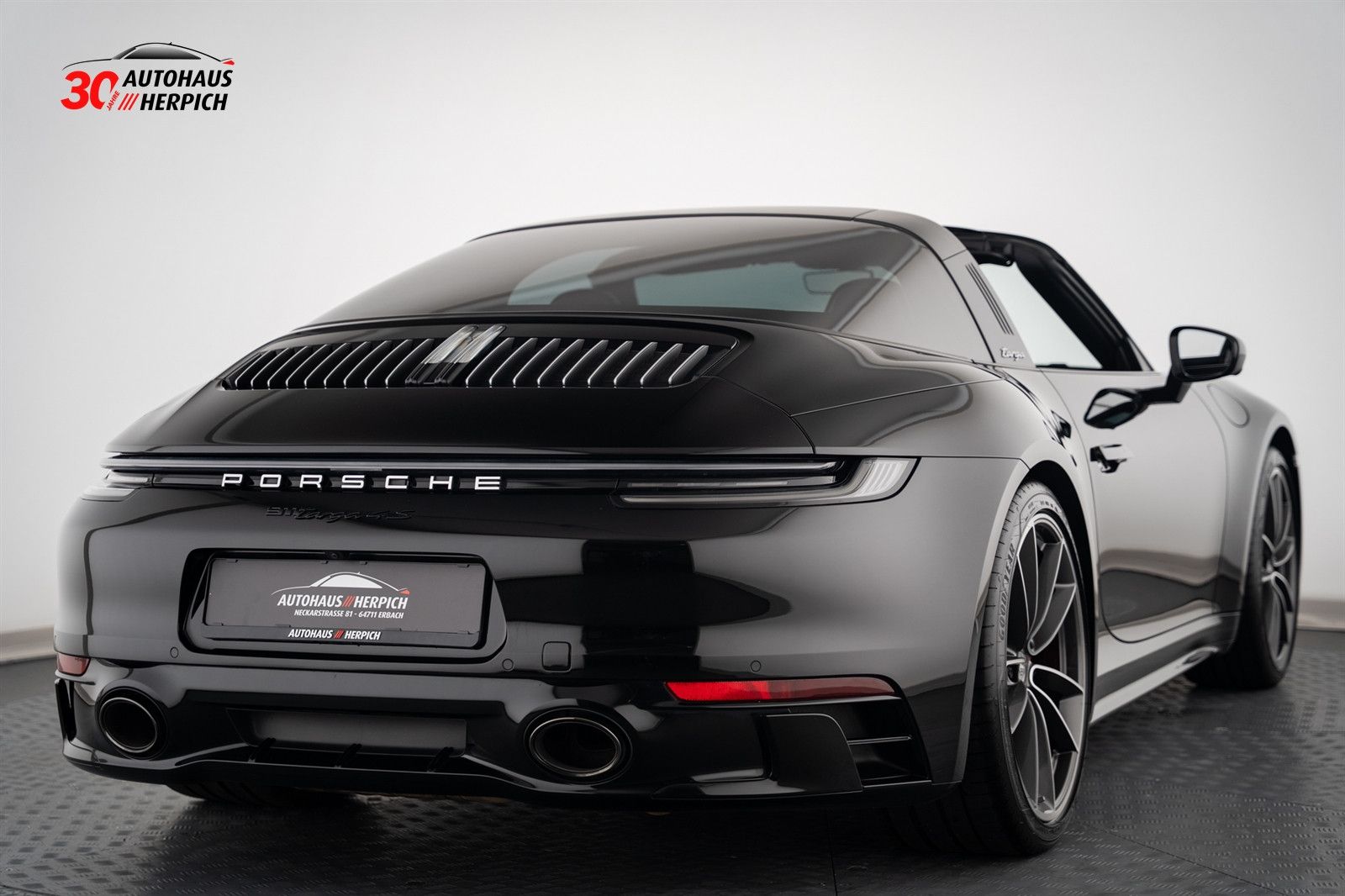 Porsche 992 .1 Targa 4S SportDesign Lift Matrix HAL Inno