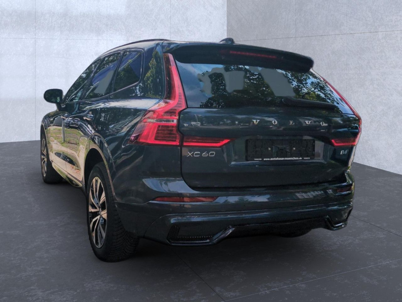 Volvo XC 60 Plus Dark AWD