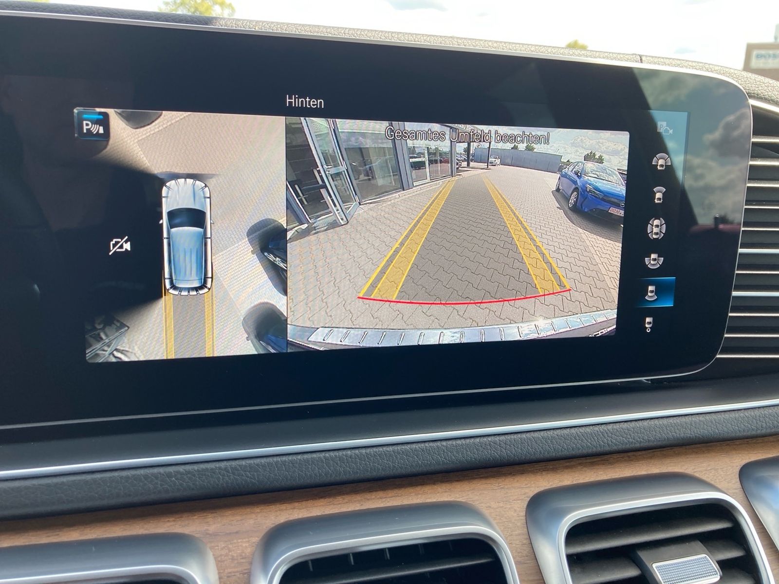 Mercedes-Benz GLE 400 d 4M AMG+MBUX+Distr+Burm+HUD+AHK+AIR+360