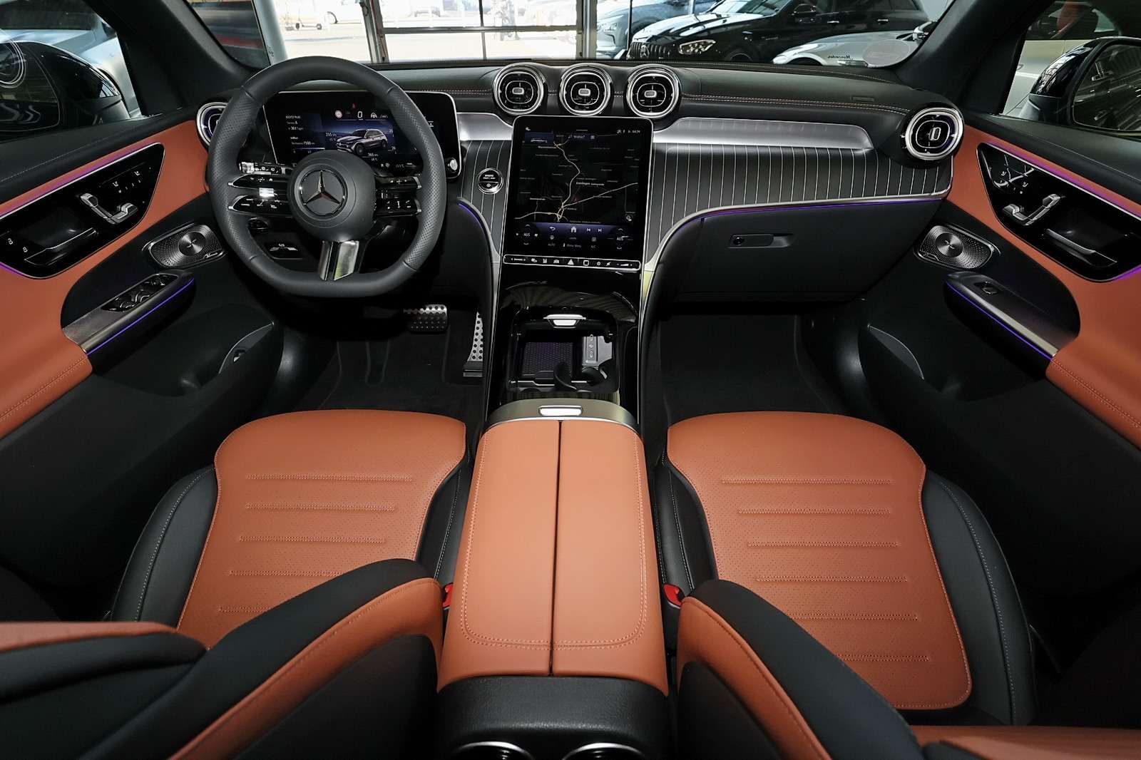 Mercedes-Benz GLC 300 d 4M AMG MBUX+360°+DIG-LED+Pano+AHK+Nigh