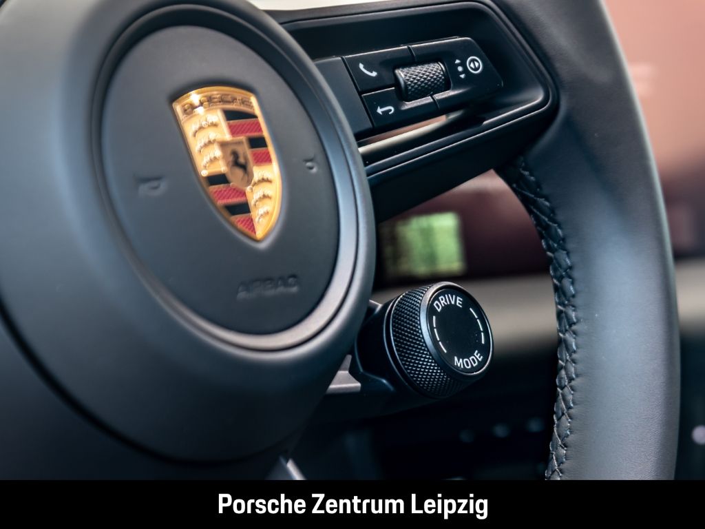 Porsche Macan - Samsaru's Car Outlet