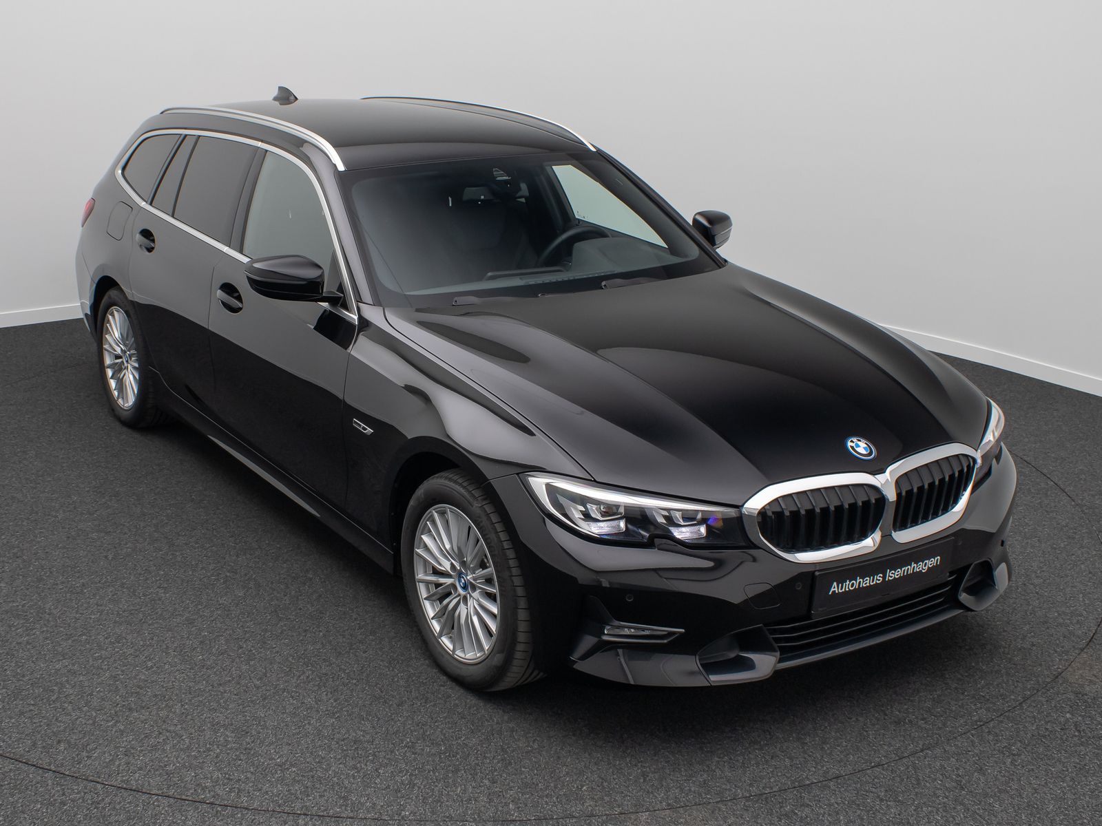 BMW 320e Sport Line - Samsaru's Car Outlet