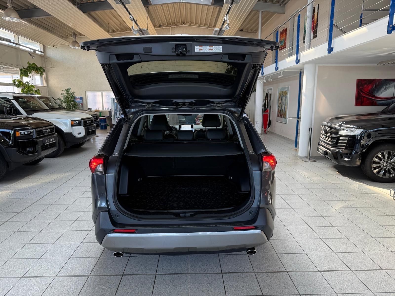 Toyota RAV 4 HYBRID 4x4 - Samsaru's Car Outlet