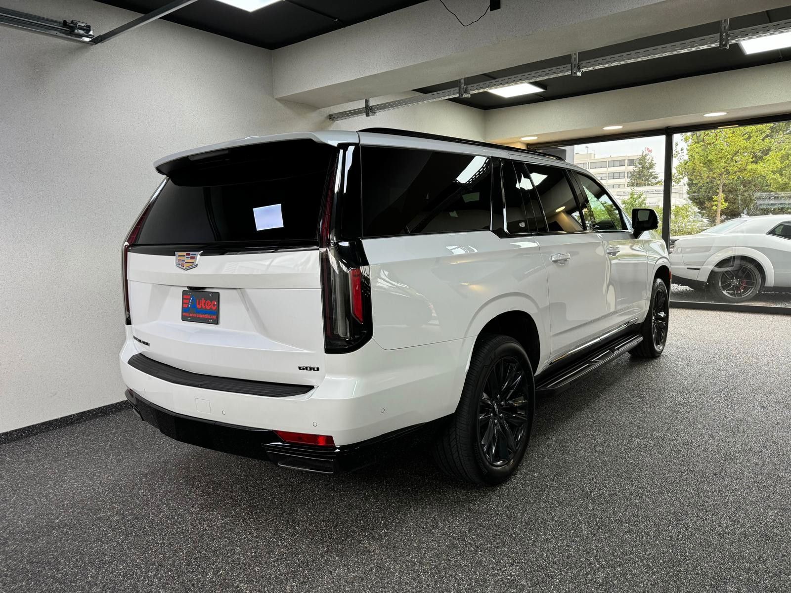 Cadillac ESCALADE ESV SPORT 6.2 V8 - AUS 1. HAND