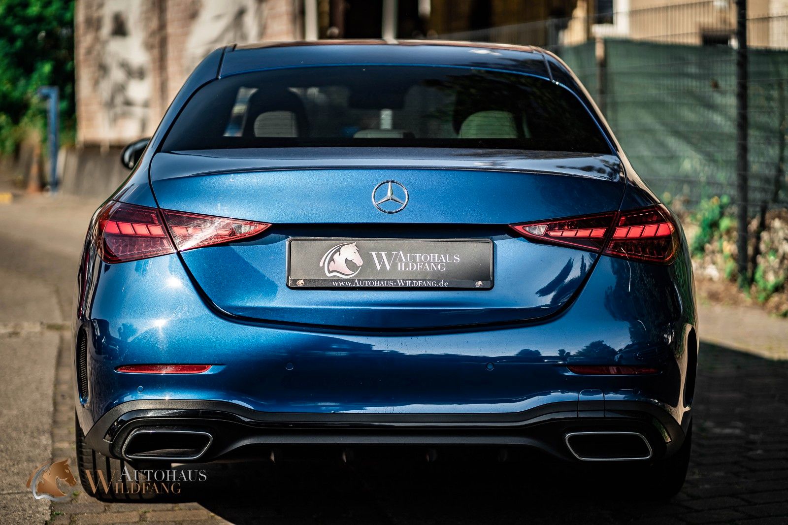 Mercedes-Benz C 200 4Matic AMG - Samsaru's Car Outlet