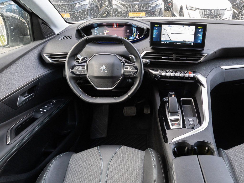 Peugeot 3008 Allure Pack HYBRID+OBC7,4kW+RKF360°+SHZ+eFH