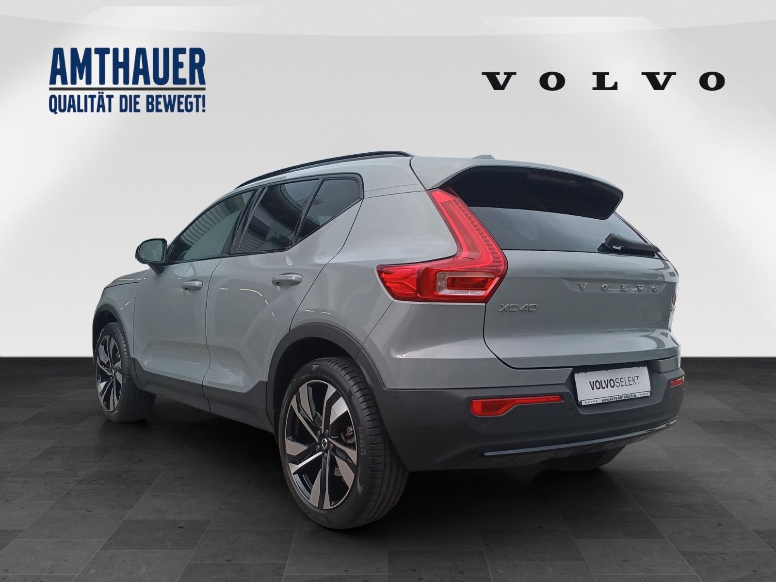 Volvo XC40 B4 Ultra 2WD - Samsaru's Car Outlet