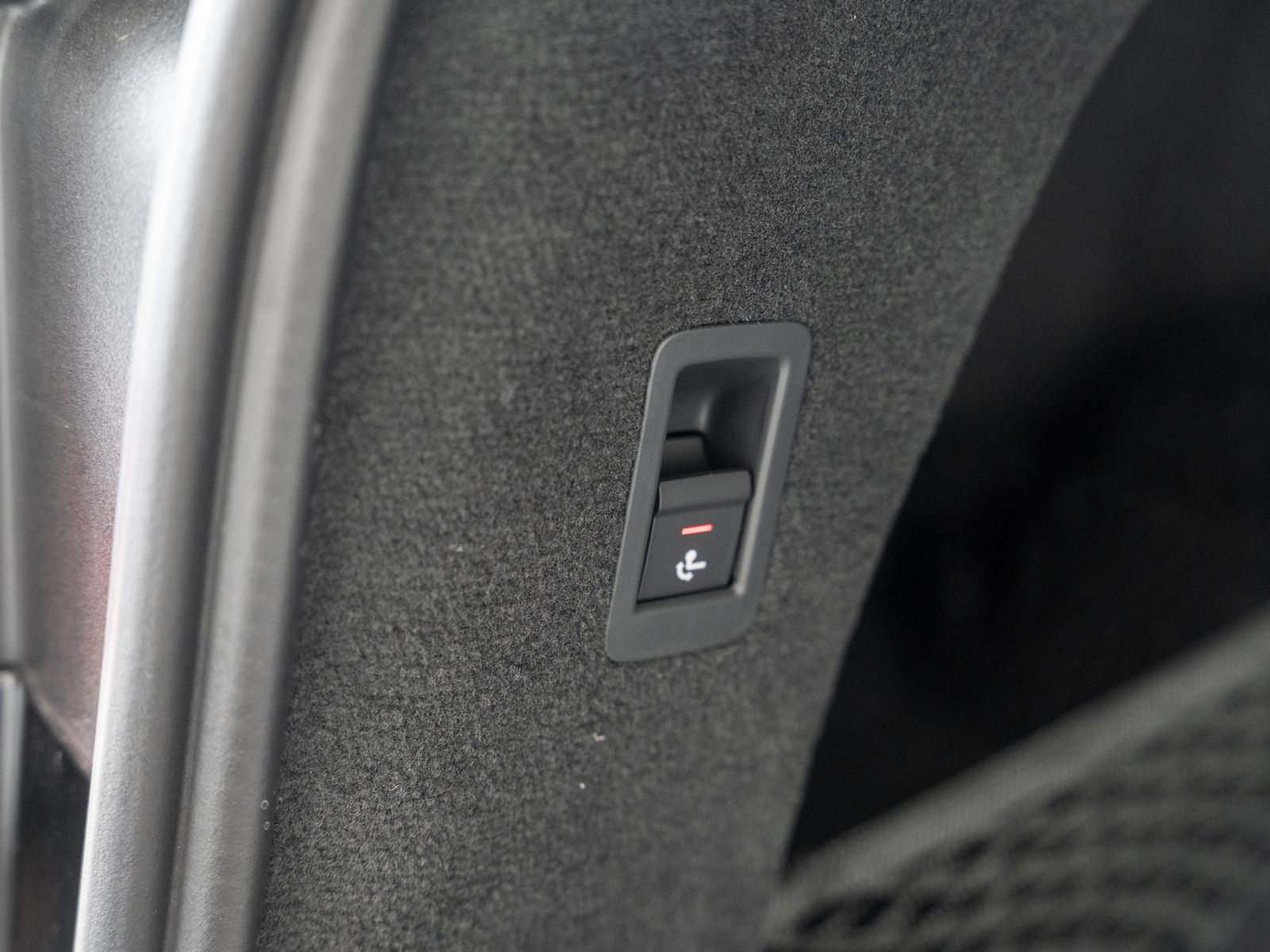 Audi A6 Avant 40 TDI S-Line Quattro S tronic - Samsaru's Car Outlet