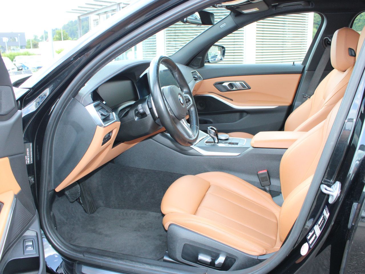 BMW 320d T - Samsaru's Car Outlet