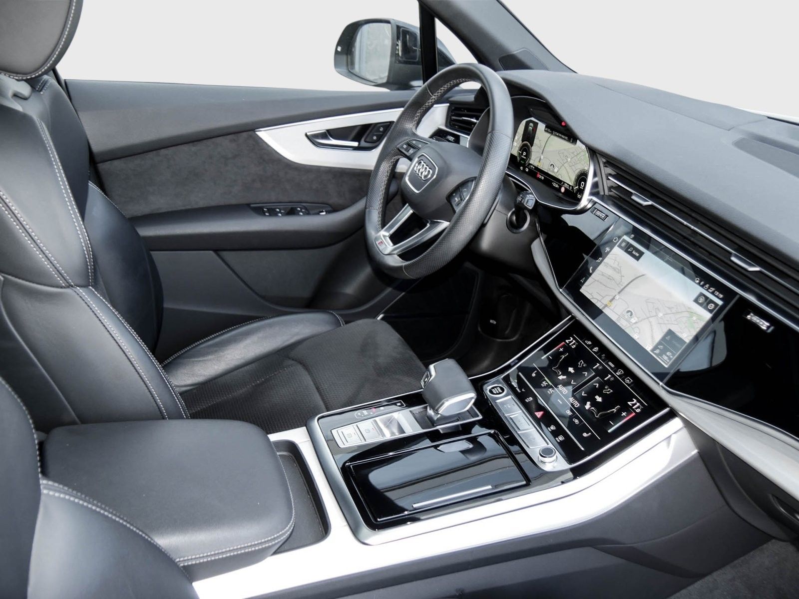 Audi Q7 S line 55 TFSI e Ass+ HDMatrix Pano B&O HuD