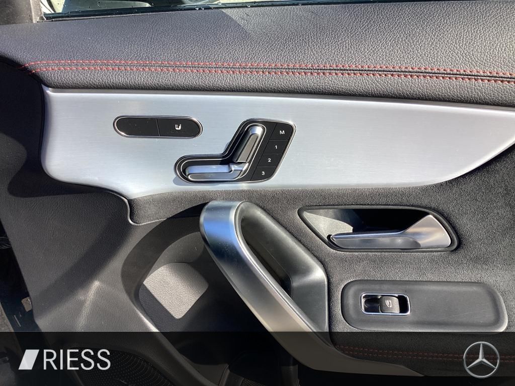 Mercedes-Benz CLA 35 AMG 4M - Samsaru's Car Outlet