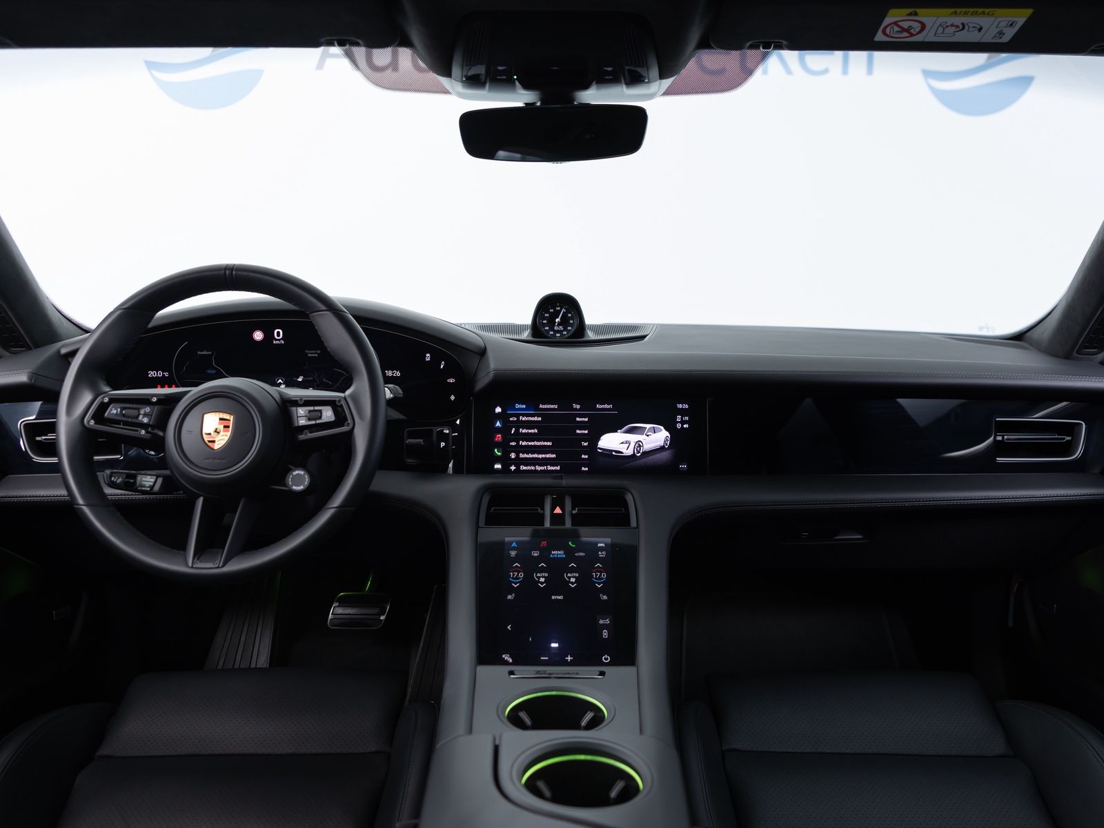 Porsche Taycan GTS Sport Turismo SPORTDESIGN CARBON*PANO