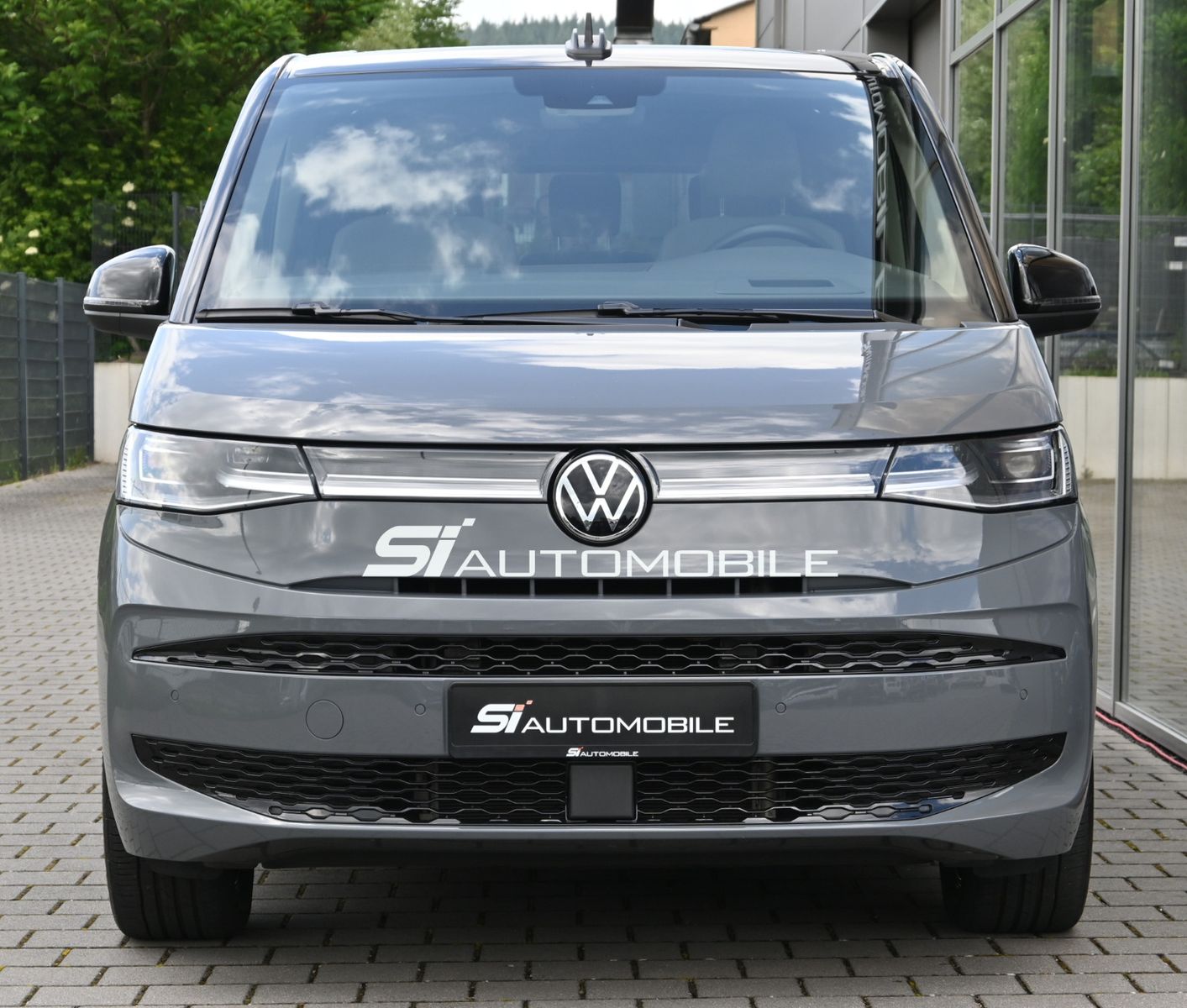 Volkswagen T7 Multivan 2.0 TDI DSG Edition - Samsaru's Car Outlet