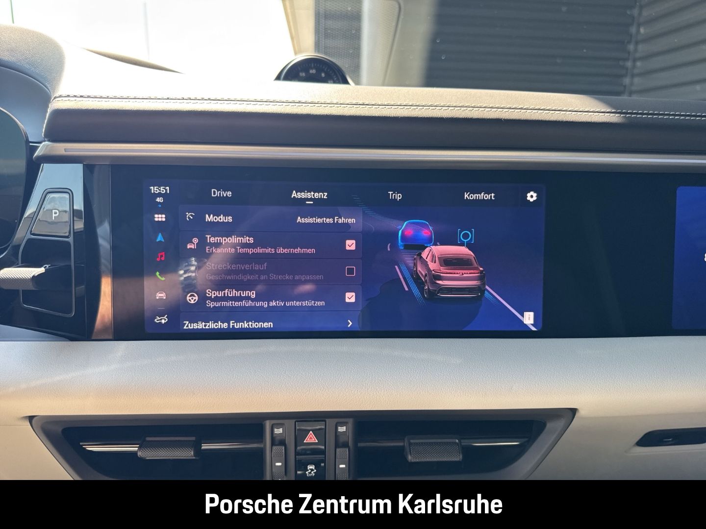 Porsche Macan 4S BOSE Panoramadach Rückfahrkamera LED