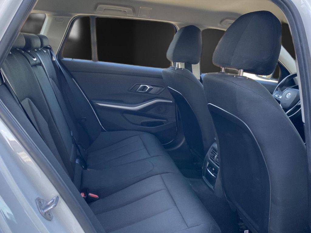 BMW 320 d - Samsaru's Car Outlet