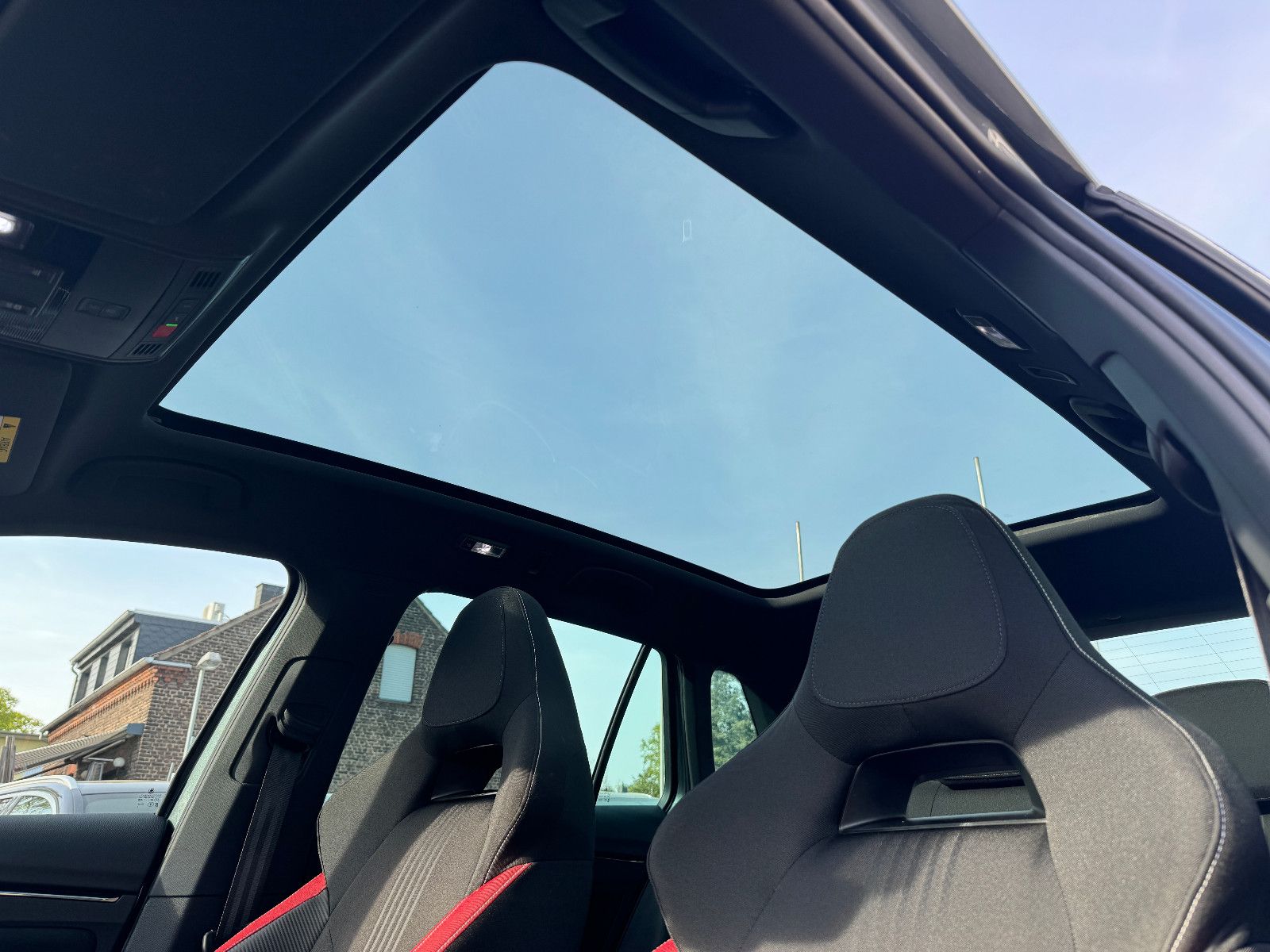 Skoda Kamiq Monte Carlo - Samsaru's Car Outlet