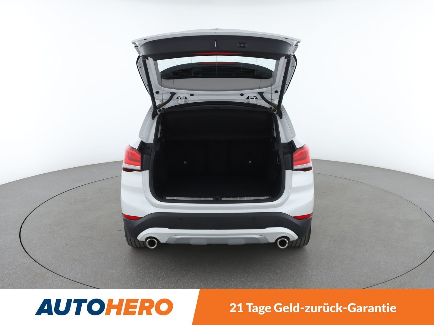 BMW X1 xDrive 20i xLine - Samsaru's Car Outlet