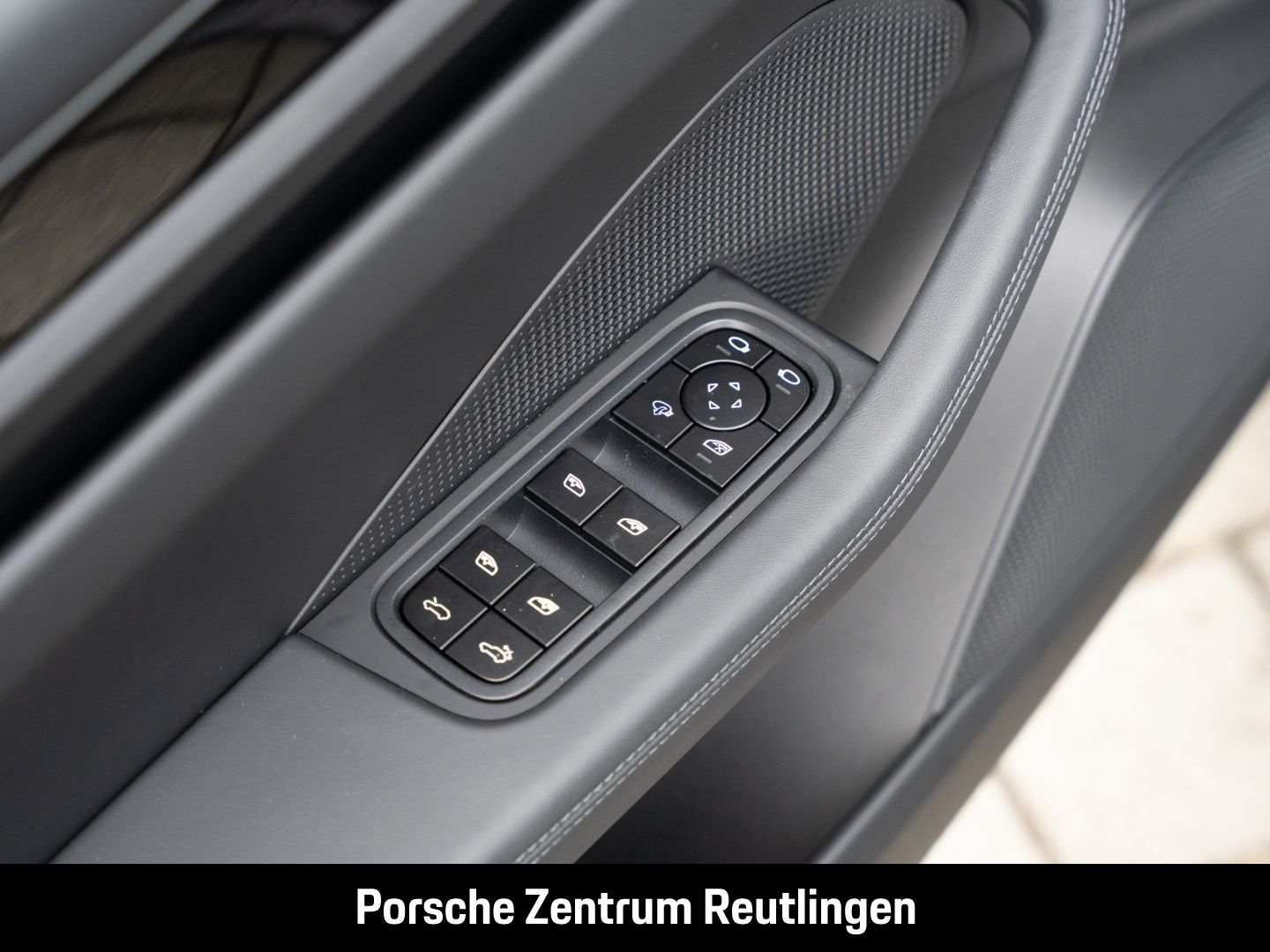 Porsche Macan 4S Surround-View InnoDrive LED-Matrix
