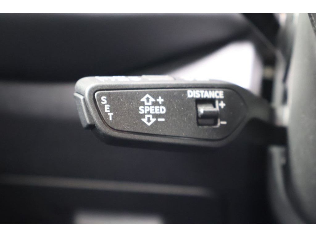Audi Q5 2.0 TDI quattro S-line S-tronic,Navi,LED,AHK