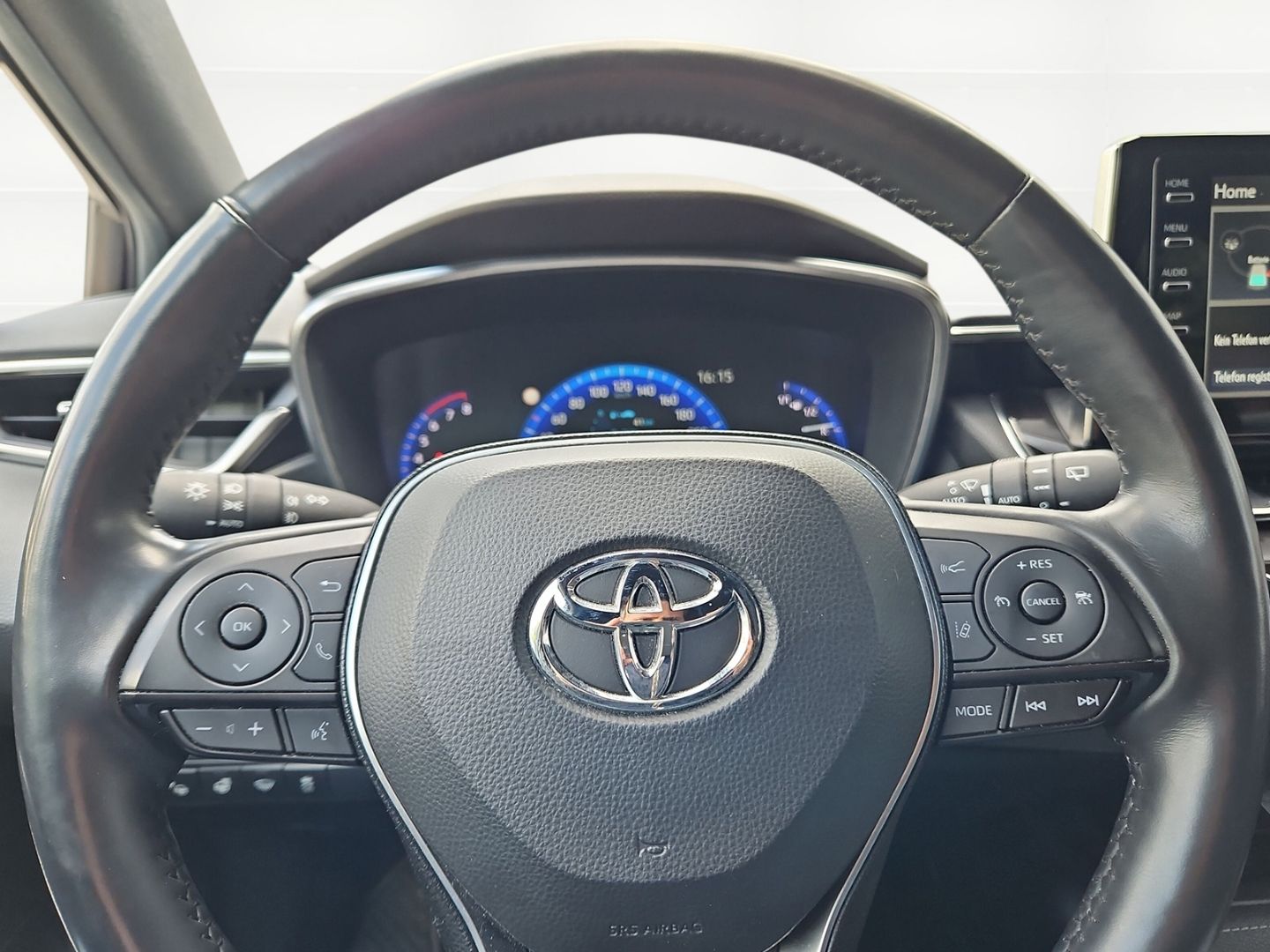 Toyota Corolla 2.0 Hybrid Club - Samsaru's Car Outlet