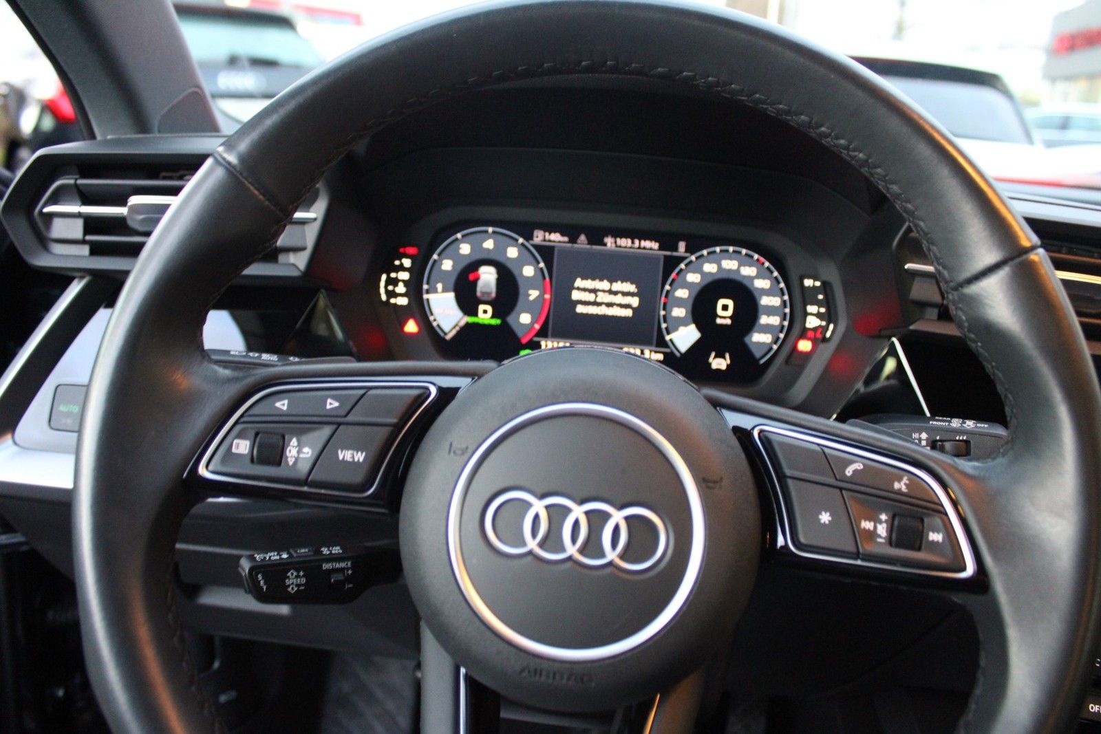 Audi A3 Sportback 35 TFSI advanced - Samsaru's Car Outlet
