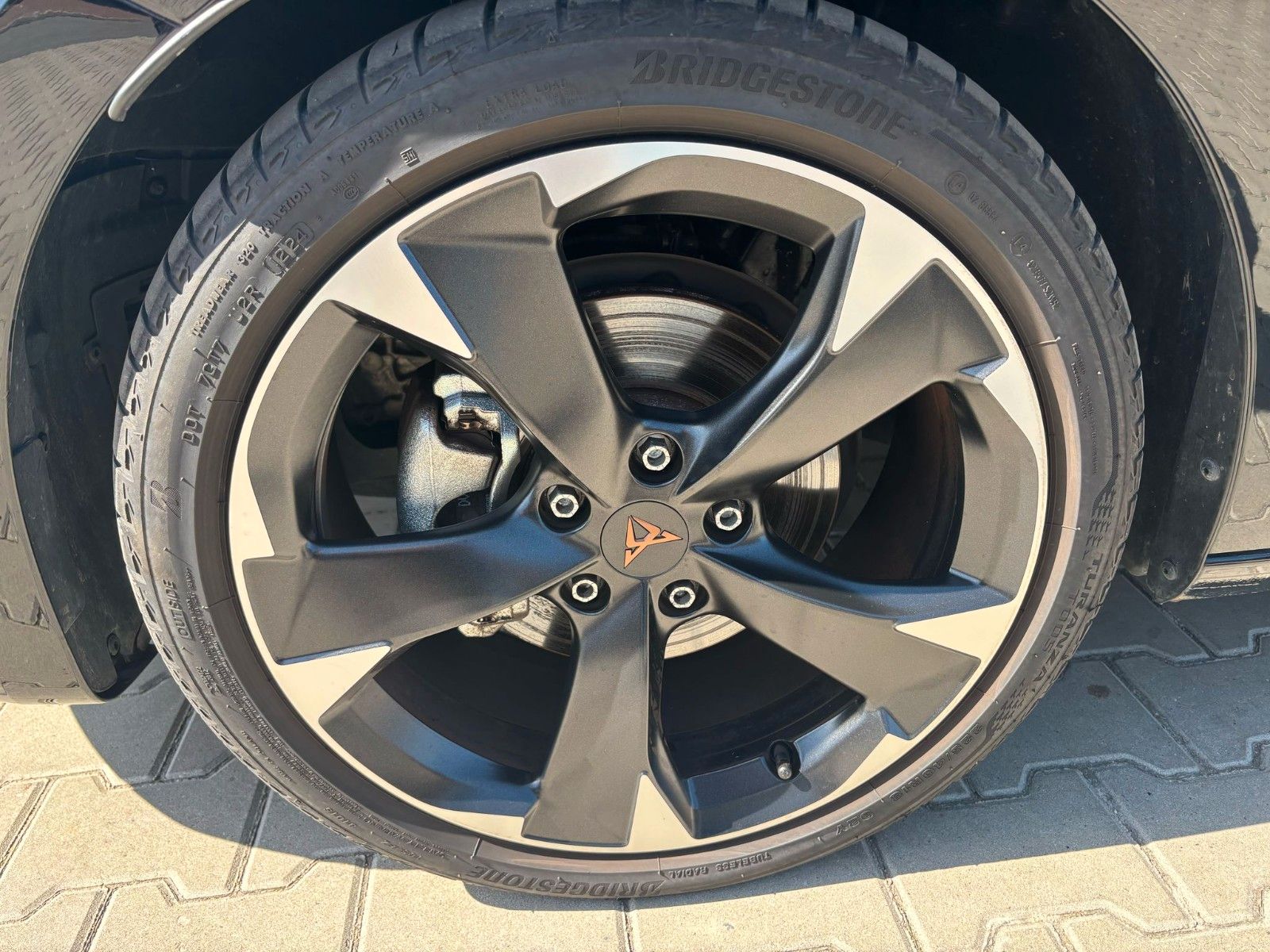 Cupra Leon Sportstourer - Samsaru's Car Outlet
