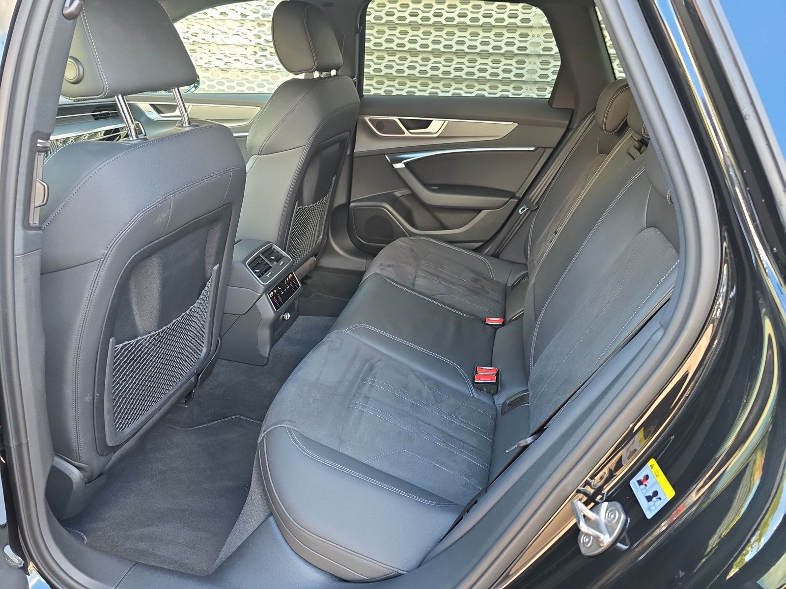 Audi A6 Avant 50 TDI qu S line - Samsaru's Car Outlet