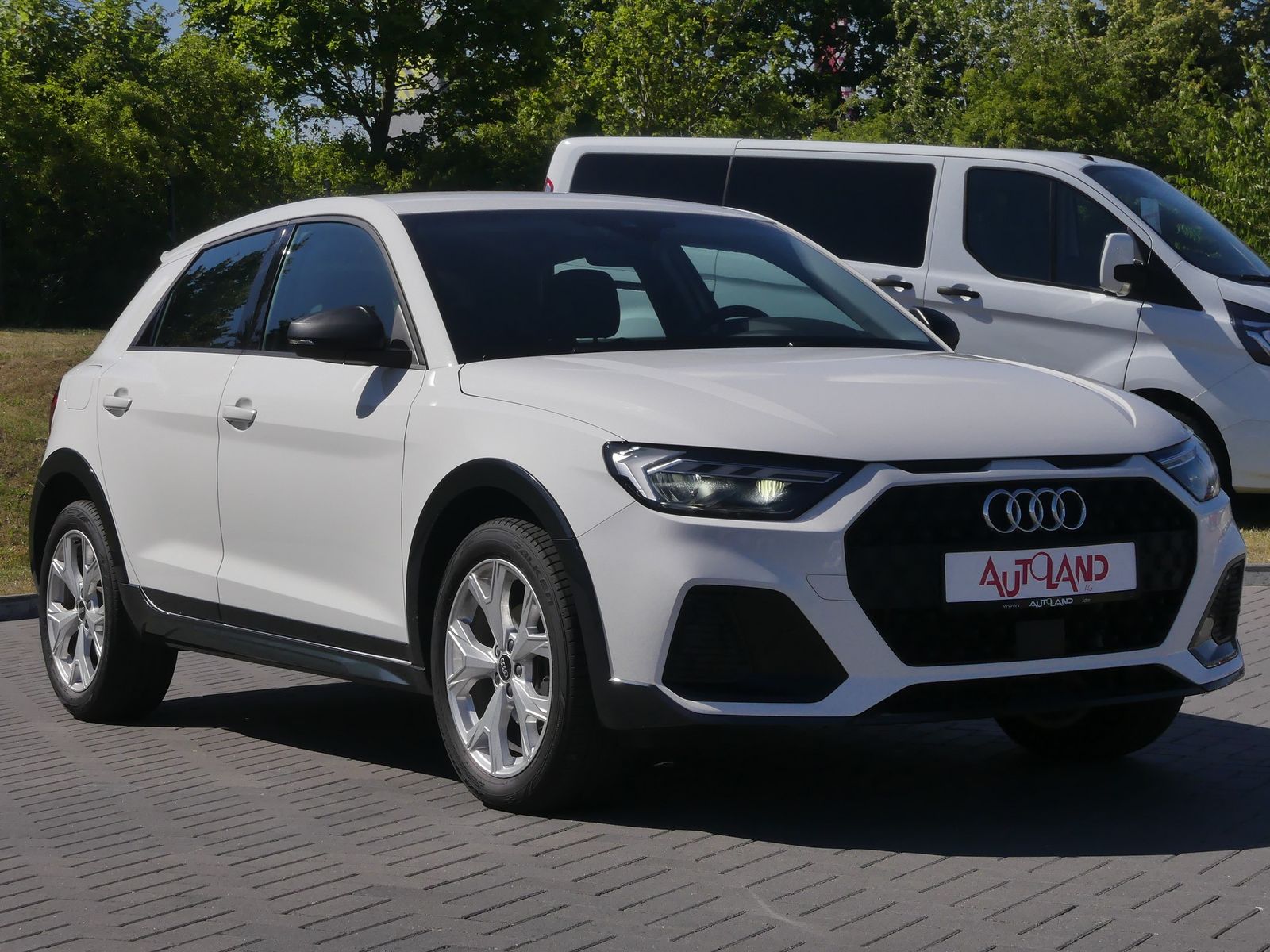 Audi A1 citycarver 30 TFSI - Samsaru's Car Outlet