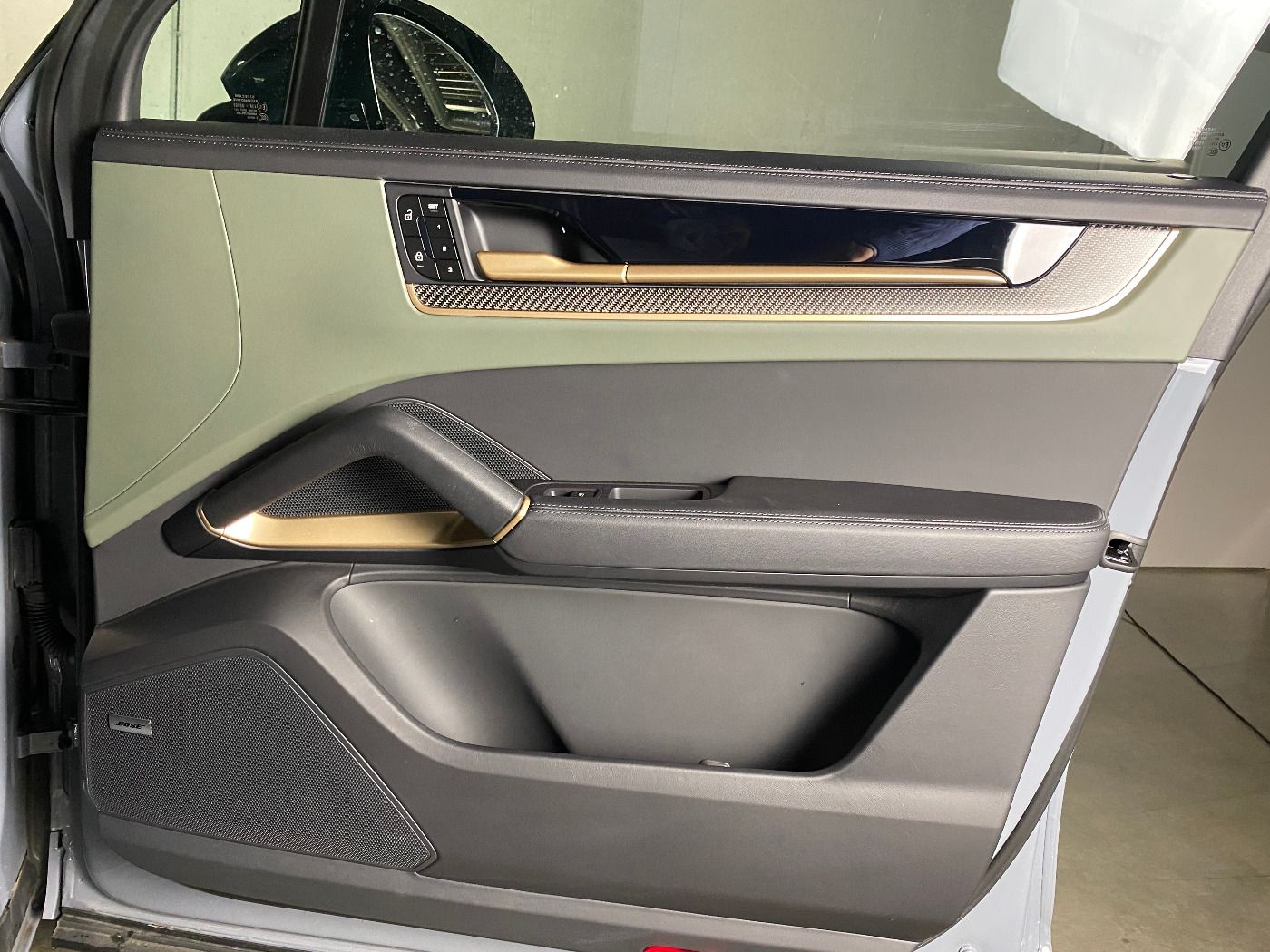 Porsche Cayenne S | SportDesign Paket | el. AHK |