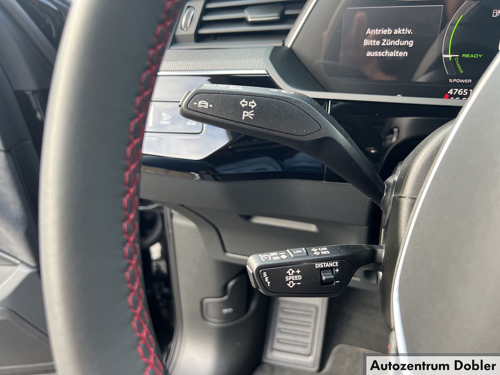 Audi Q8 Sportback e-tron S line 55 AHK Glasdach Navi