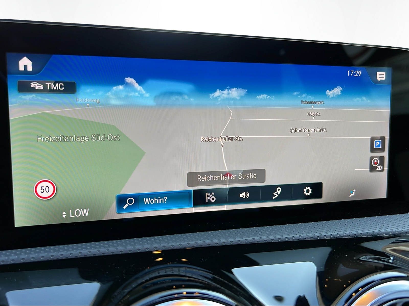 Mercedes-Benz CLA 180 AMG-Line - Samsaru's Car Outlet
